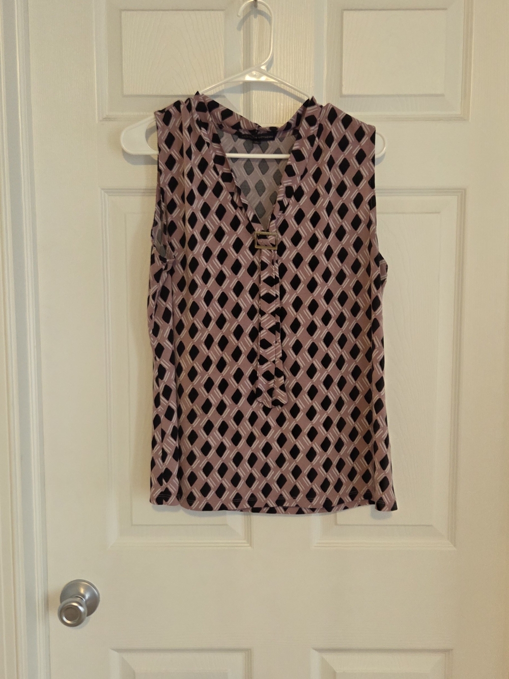 Adrienne Vittadini Pink and Black Geometric Sleeveless Camisole